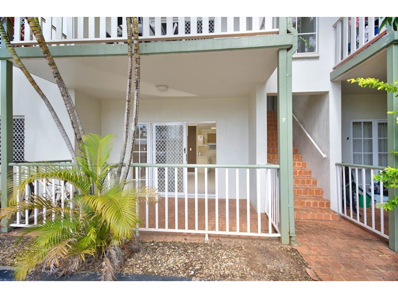 7/87 Earl Street, Westcourt QLD 4870