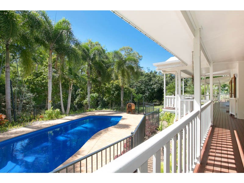 125-127 James Cook Drive, Kewarra Beach QLD 4879