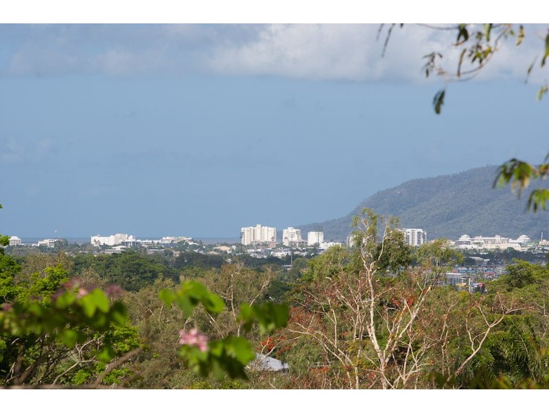 5 Bauhinia Avenue, Earlville QLD 4870