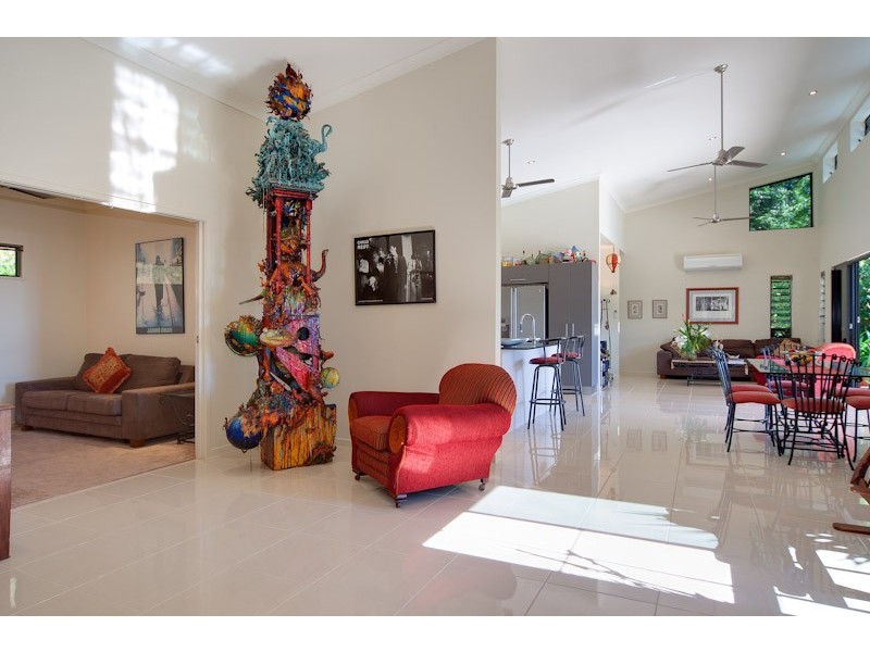 6-8 Barringtonia Close, Redlynch QLD 4870