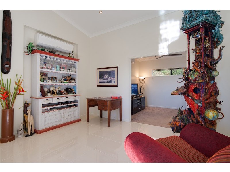 6-8 Barringtonia Close, Redlynch QLD 4870
