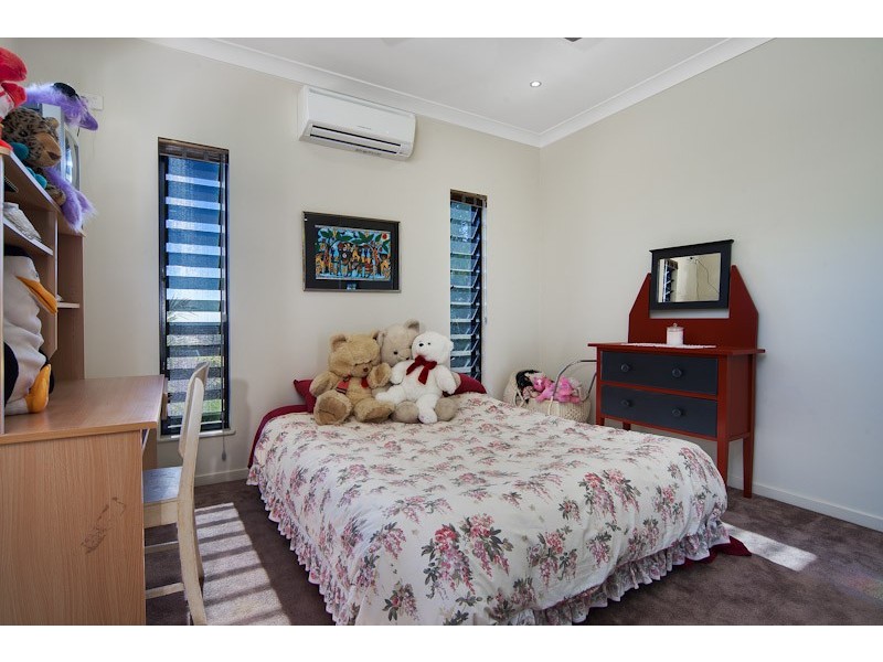 6-8 Barringtonia Close, Redlynch QLD 4870