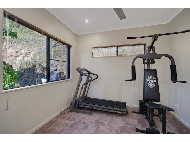 6-8 Barringtonia Close, Redlynch QLD 4870
