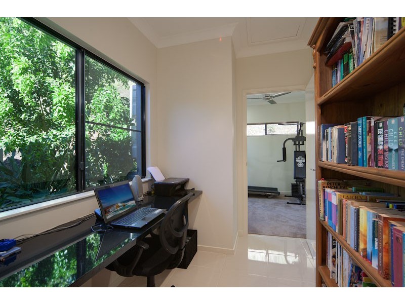 6-8 Barringtonia Close, Redlynch QLD 4870