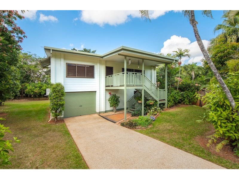 5 Arran Close, Edge Hill QLD 4870