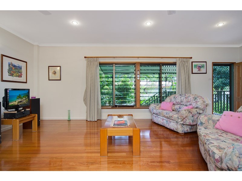 5 Arran Close, Edge Hill QLD 4870