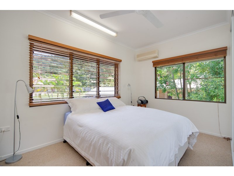 5 Arran Close, Edge Hill QLD 4870