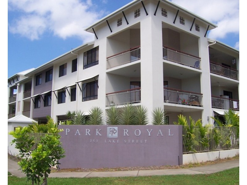 1/351 Lake Street, Cairns North QLD 4870