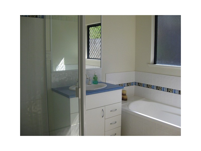 10 Wheatley Avenue, Bentley Park QLD 4869