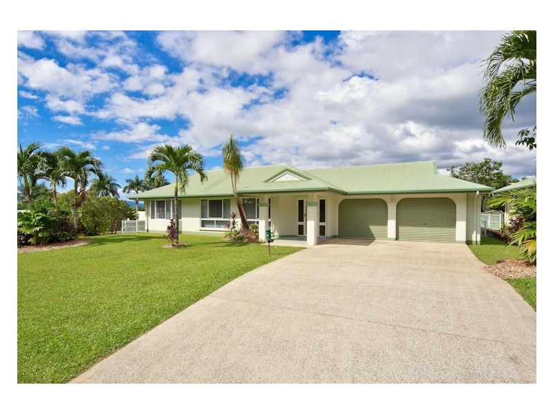 1 Barcoo Close, Bentley Park QLD 4869