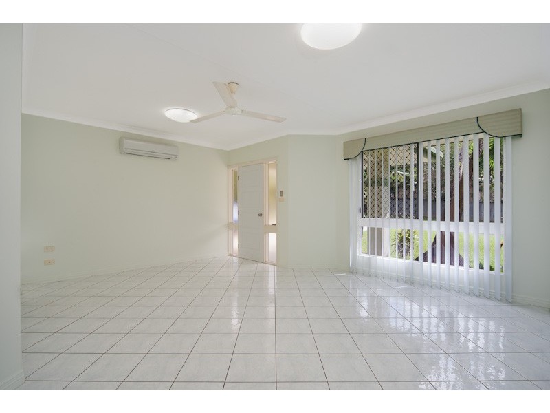 1 Barcoo Close, Bentley Park QLD 4869