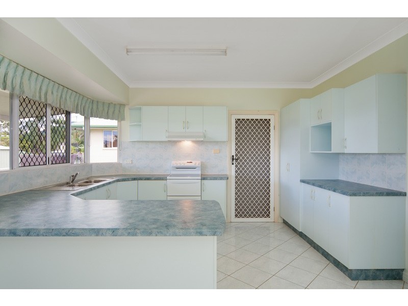 1 Barcoo Close, Bentley Park QLD 4869