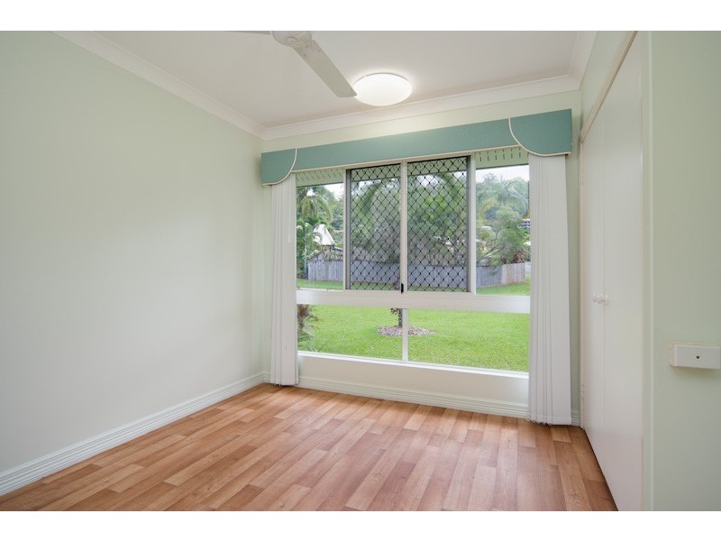 1 Barcoo Close, Bentley Park QLD 4869