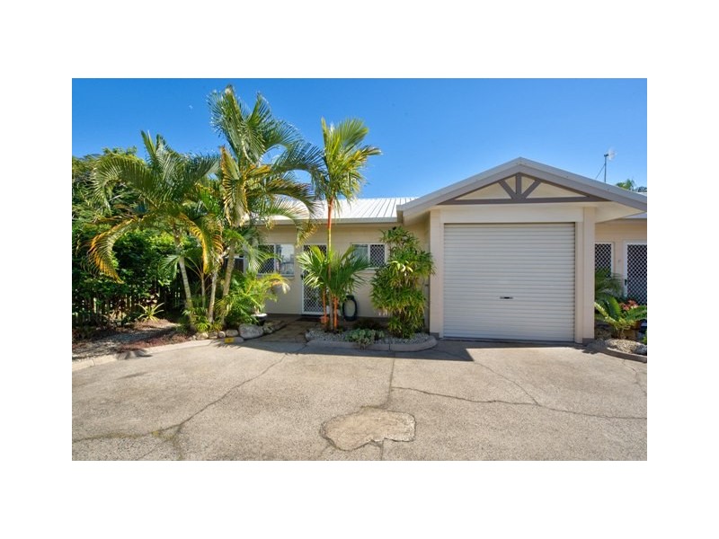 9/401-409 McCoombe Street, Mooroobool QLD 4870