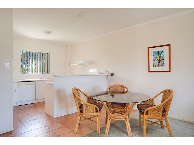 27/298 Sheridan Street, Cairns North QLD 4870