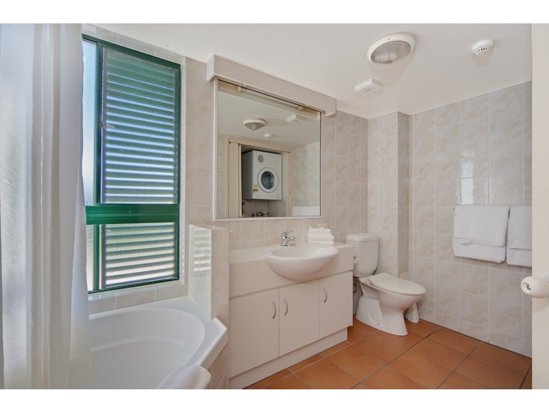 27/298 Sheridan Street, Cairns North QLD 4870