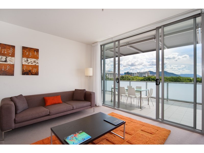 10/1 Marlin Parade, Cairns City QLD 4870