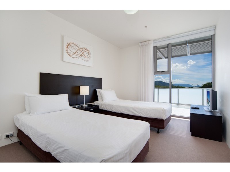 10/1 Marlin Parade, Cairns City QLD 4870