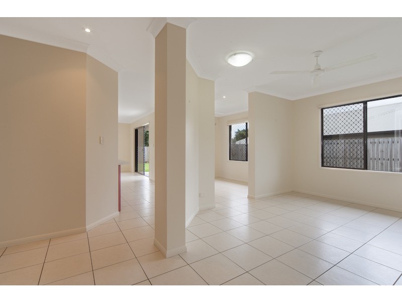 12 Lyndon Close, Bentley Park QLD 4869