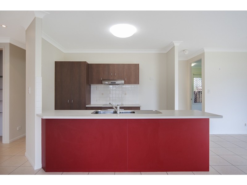 12 Lyndon Close, Bentley Park QLD 4869