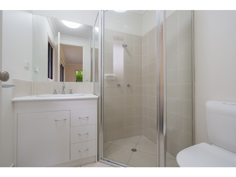 12 Lyndon Close, Bentley Park QLD 4869