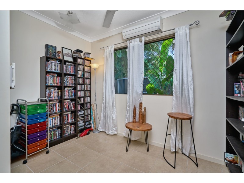 18 Riverside Parade, Trinity Park QLD 4879