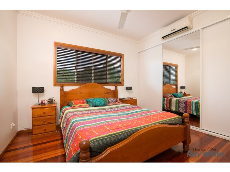 Bentley Park QLD 4869