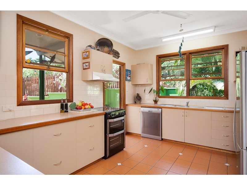 4-6 Tolson Close, Brinsmead QLD 4870