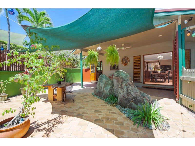 4-6 Tolson Close, Brinsmead QLD 4870
