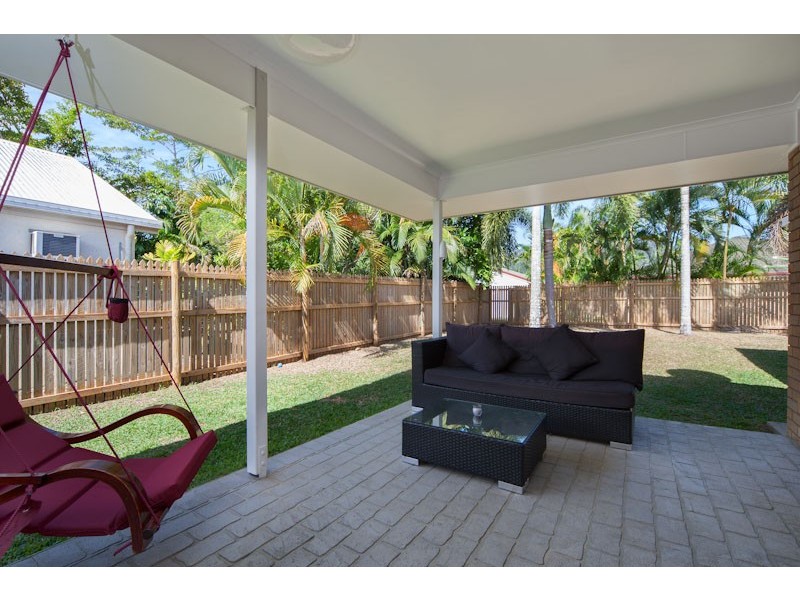 7 Opaline Street, Brinsmead QLD 4870