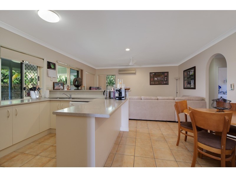 7 Opaline Street, Brinsmead QLD 4870