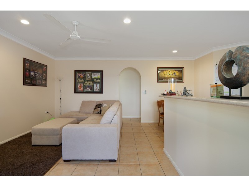 7 Opaline Street, Brinsmead QLD 4870