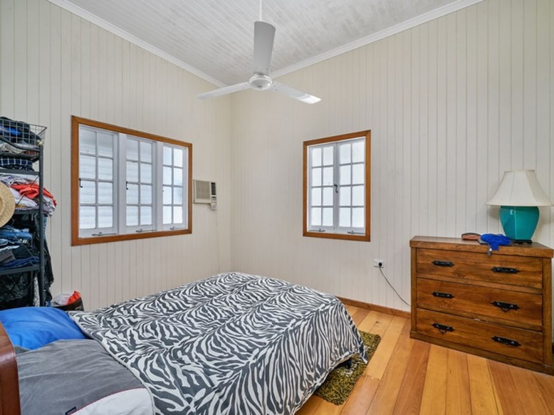 82 Cairns St., Cairns North QLD 4870