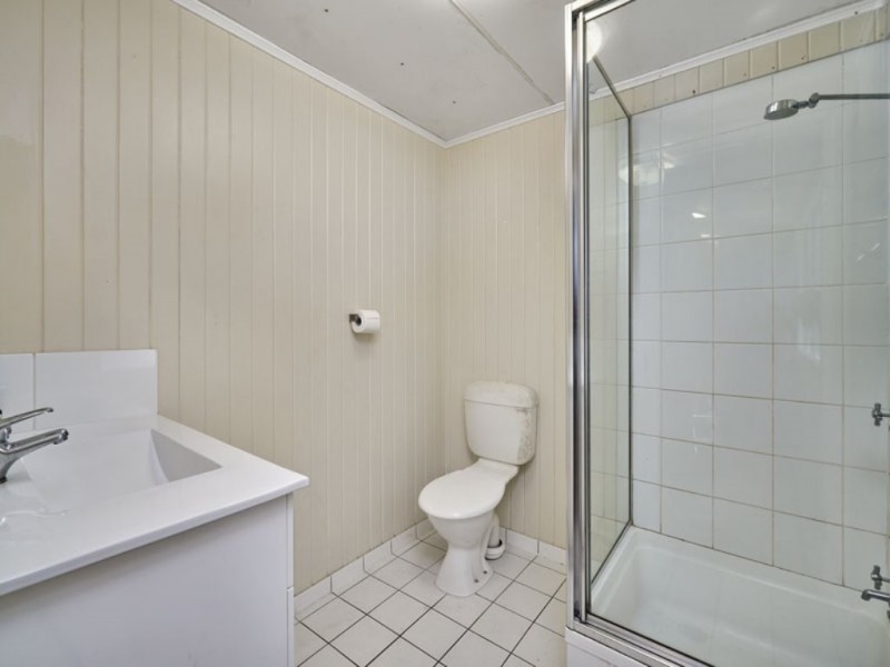 82 Cairns St., Cairns North QLD 4870