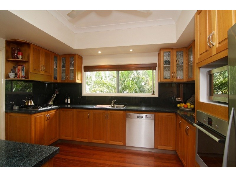130 Hearl Close, Brinsmead QLD 4870