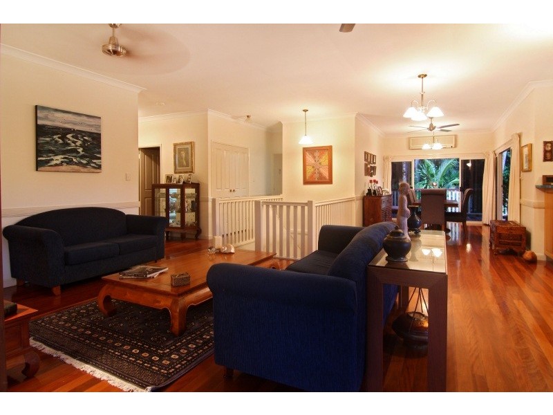 130 Hearl Close, Brinsmead QLD 4870