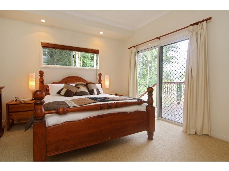130 Hearl Close, Brinsmead QLD 4870