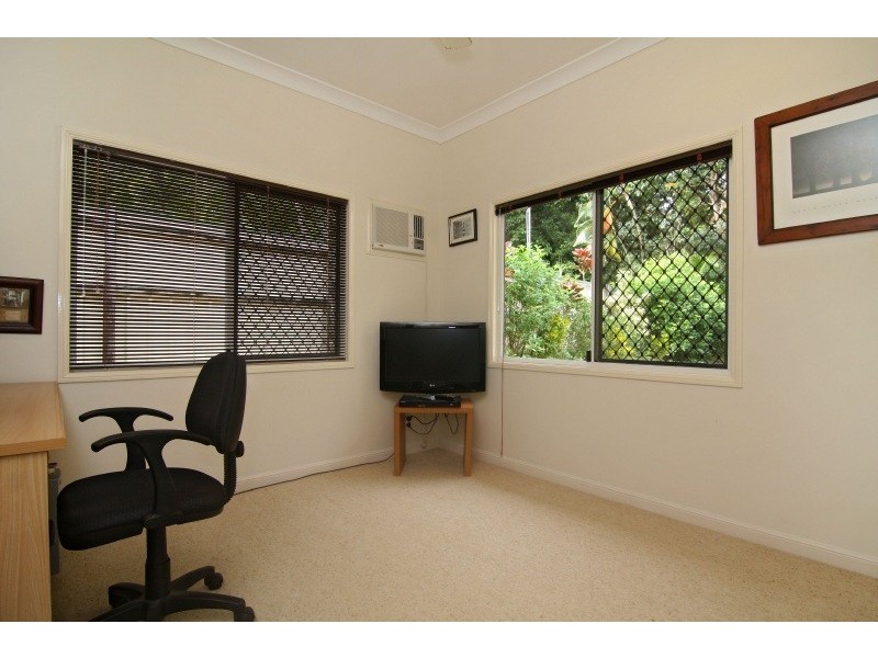 130 Hearl Close, Brinsmead QLD 4870