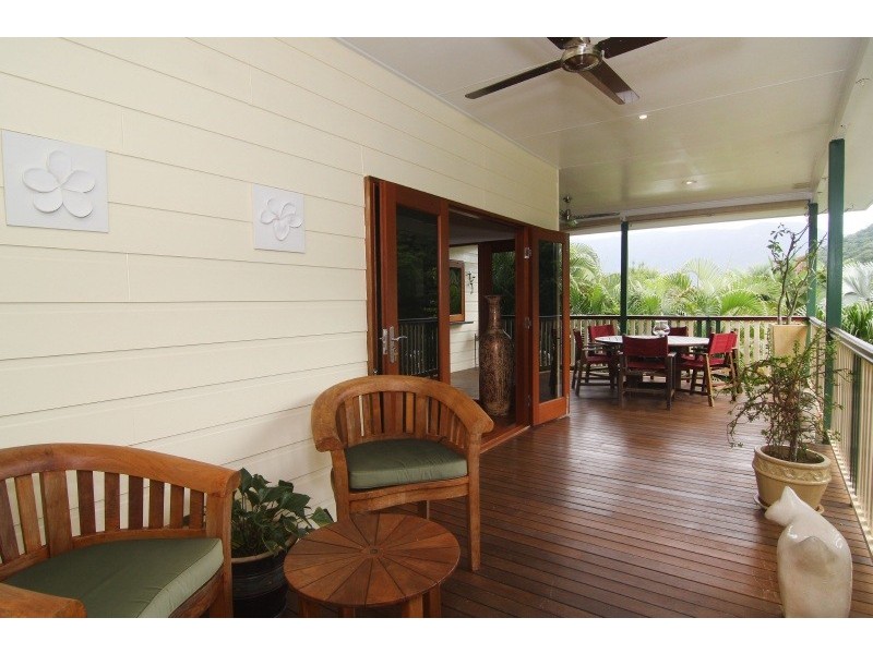 130 Hearl Close, Brinsmead QLD 4870