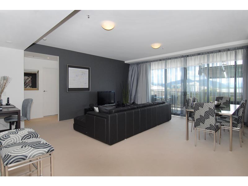 63/1 Marlin Parade, Cairns City QLD 4870
