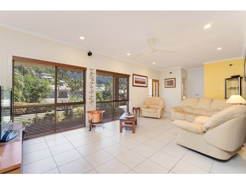 17 Sandpiper Court, Bayview Heights QLD 4868