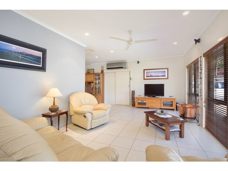 17 Sandpiper Court, Bayview Heights QLD 4868