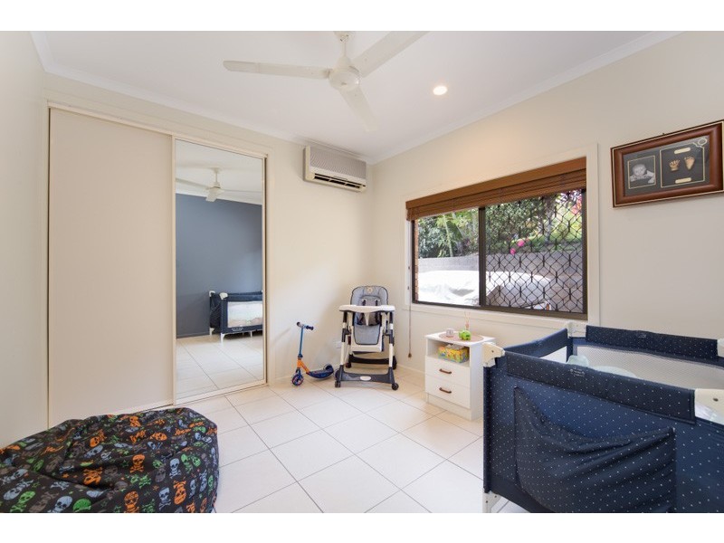 17 Sandpiper Court, Bayview Heights QLD 4868