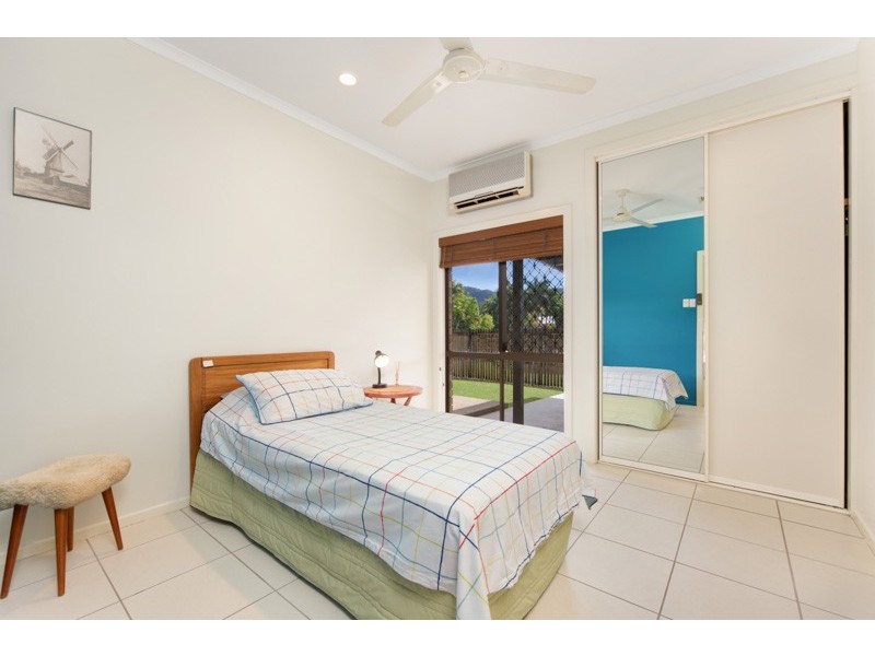 17 Sandpiper Court, Bayview Heights QLD 4868