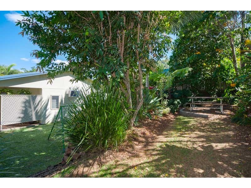 10 Hazelwood Close, Mount Sheridan QLD 4868