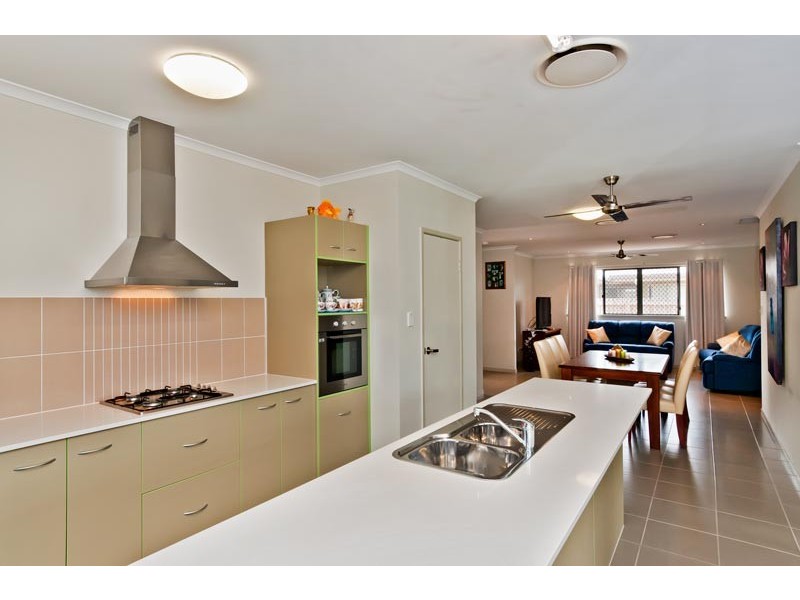 7 Mount Close, Edmonton QLD 4869