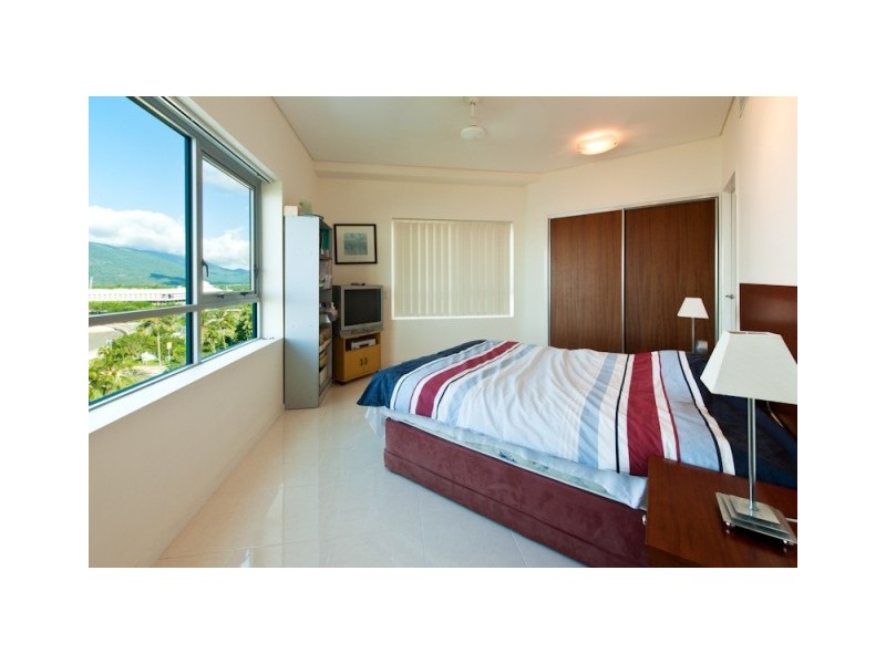 67/99 Esplanade, Cairns City QLD 4870