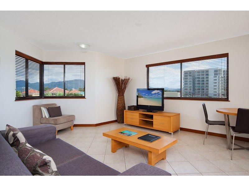405/73 The Esplanade, Cairns City QLD 4870