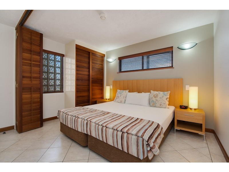 405/73 The Esplanade, Cairns City QLD 4870