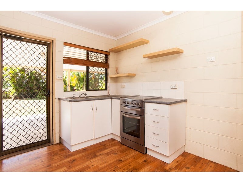 34 Impey Street, Caravonica QLD 4878